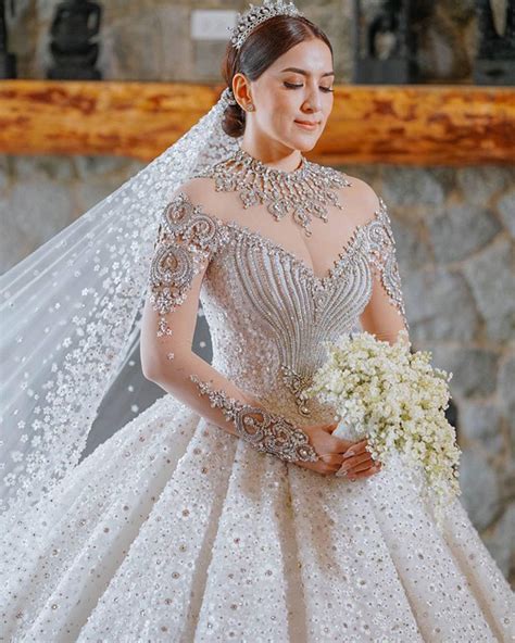 ara mina gown|EXCLUSIVE: Wedding gowns ni Ara Mina, dinesenyo ng 2 sa